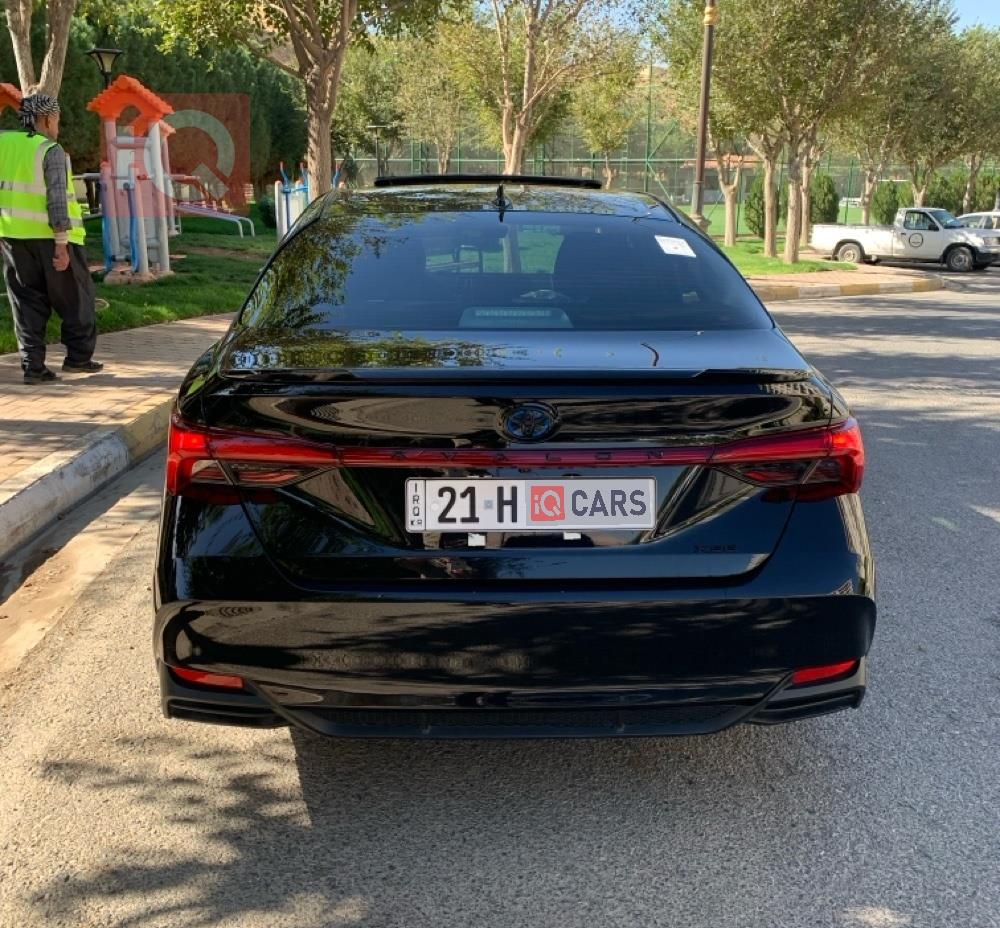 تۆیۆتا ئەڤەلۆن